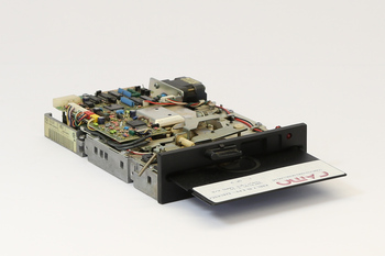 Diskettenlaufwerk 5,25 Zoll (ca. 1982)